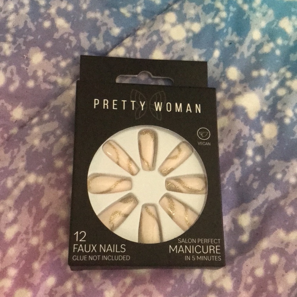 Nail Bundle 💅🏼 - Picture 8 of 12